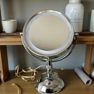 Conair retro style chrome double sided Lighted Vanity Mirror